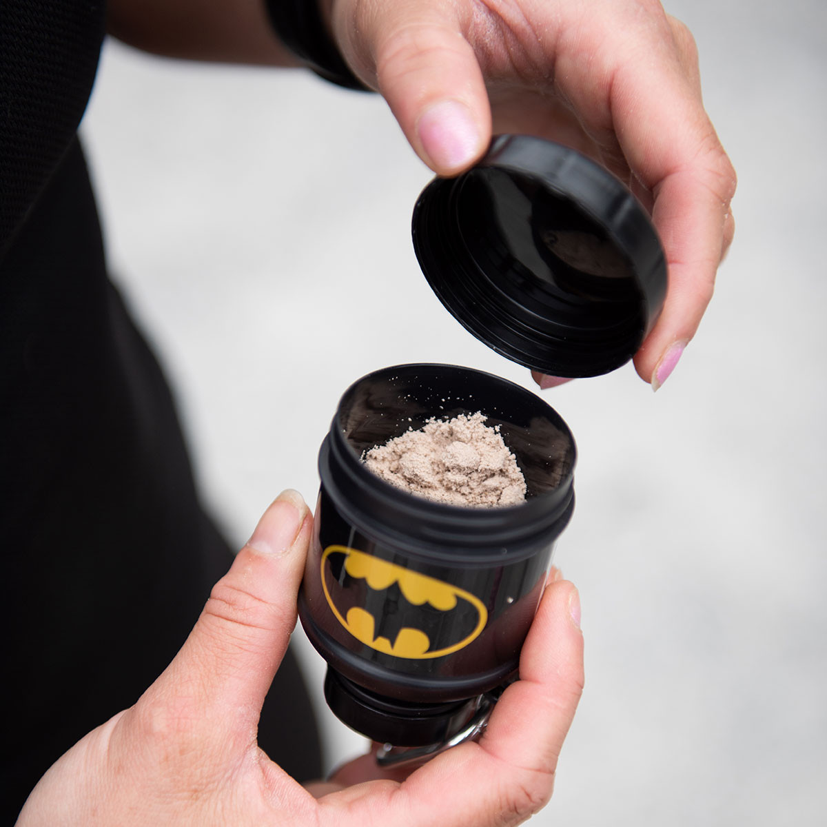 Smartshake Whey2GO Funnel Batman fehérje tartó 110 ml