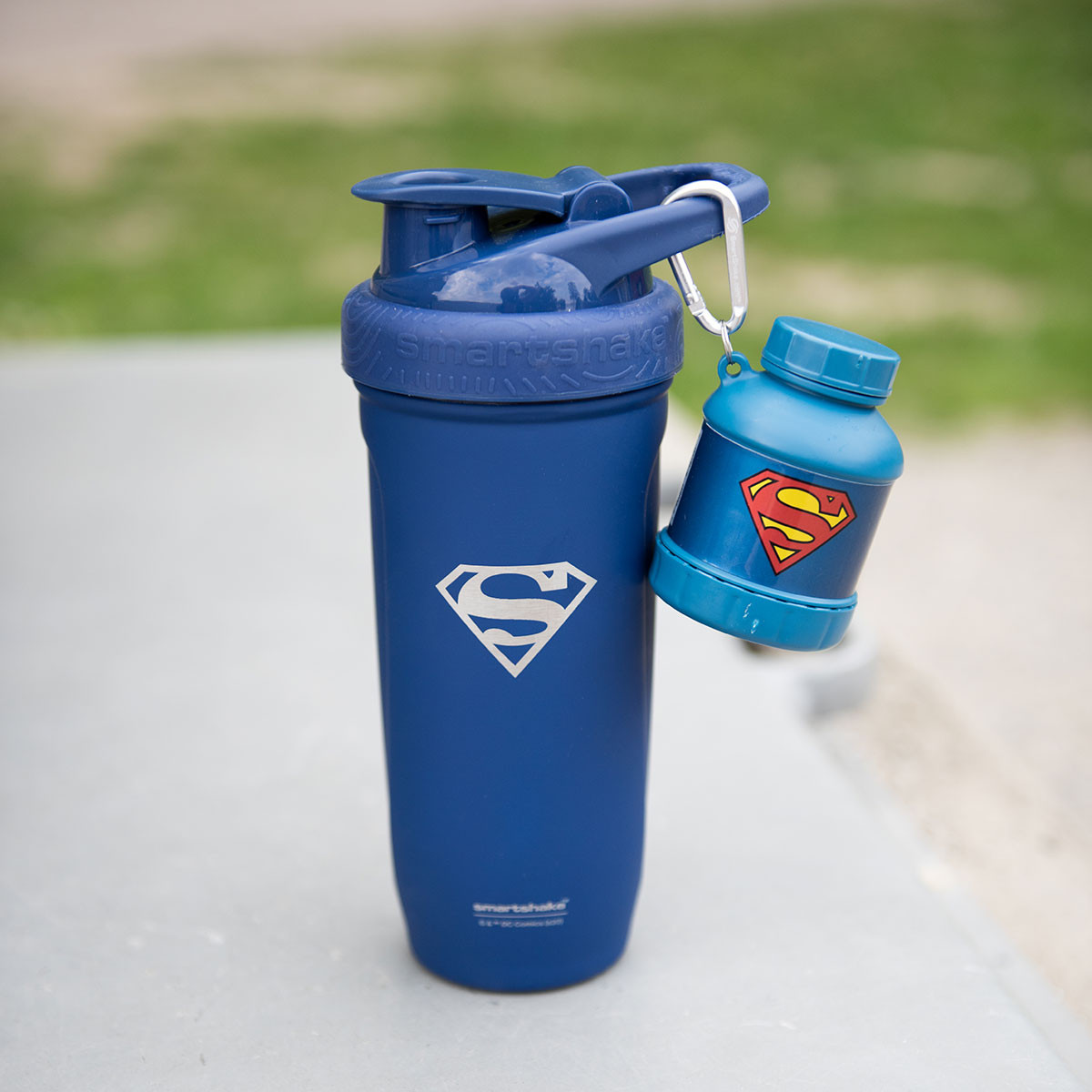 Smartshake Whey2GO Funnel Superman fehérje tartó 110 ml